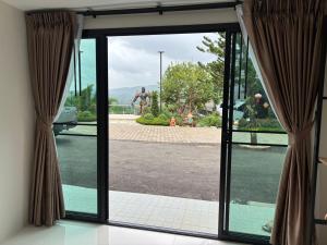 Cooper House Cafe And Farms