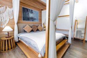 Hoa Hong Hotel - Xa Dan