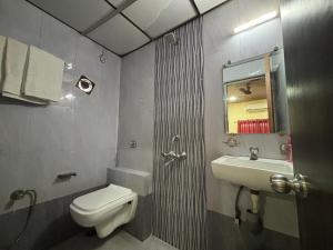 Hotel Kailash Park Near International Airport T2 Mumbai