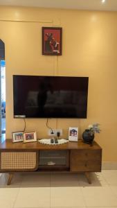 Seneh Homes Hotel Standard Stay Homely Comfort 2BHK Dispur