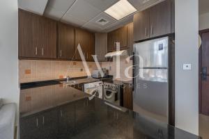 Designer Studio Minutes from Reem Mall