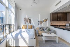 Designer Studio Minutes from Reem Mall