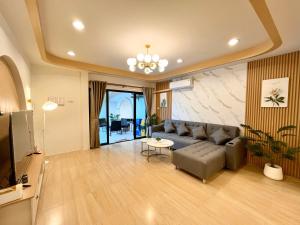 New Love Is Pool Villa, Modern 3BR Pool Villa Cozy Style