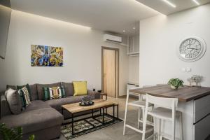 Petite Palace Apartment by Konnect, Old Corfu Town