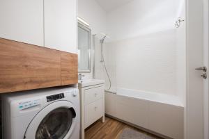 Pieskowa Skała 13 Residence Apartment by BookingHost