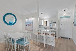 Chateau La Mer II #903