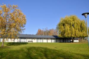 Hotelik nad jeziorem w Łasinie