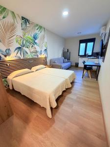 TABLERO 101, coqueto y moderno estudio