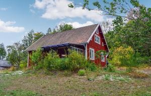 Amazing Home In Eringsboda With Wifi