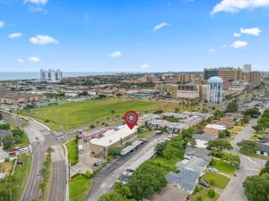 Hidden Retreat E – Tucked-Away Gem