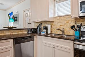 Hidden Retreat E – Tucked-Away Gem