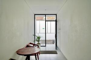 OFO Kost Premium Kampung Inggris Pare Syariah Mitra RedDoorz