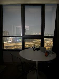 Shine Stay 5 Min from Songdo Moonlit Festiv Park Station