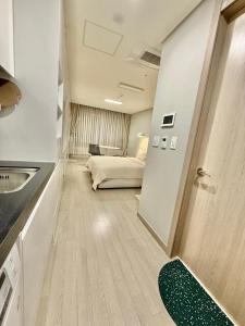 Shine Stay 5 Min from Songdo Moonlit Festiv Park Station