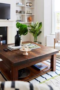 Earls Court Garden View Apartment