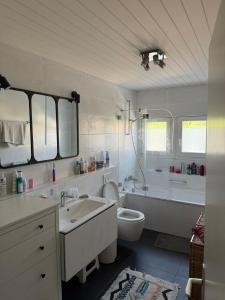 Fully Furnished Maison Villageoise 5mins from Nyon