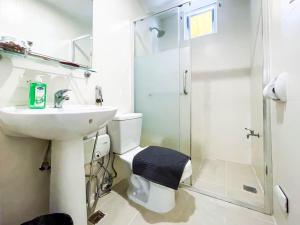 corner 1BR unit with city view Avant at The Fort