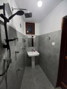 No-37 Home