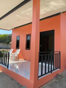 Orange House Baan Klongnin