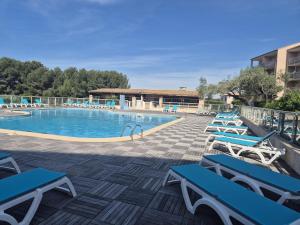 T2 cosy avec balcon & parking - Idéal pour curistes