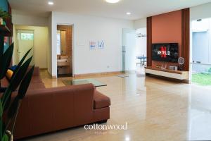 Cottonwood SetraMurni19 - Billyard Pool PS