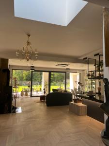 Modern Villa Located in the Heart of Konstancin-Jeziorna