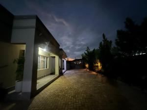 Bantuz 2 bedrooms Lusaka