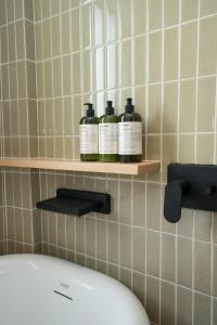 day one space - BTS On Nut - Live Above Cowork Cafe