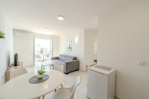 Lilly centrally located apartments