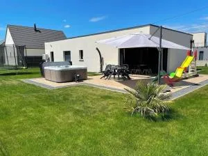 Gîte Luna ; villa 6 personnes avec jaccuzi