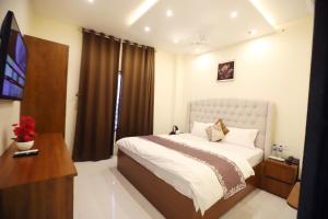 Hotel R.Raghavam