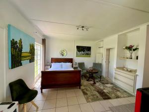 Cozy Cottage in idyllic greenery