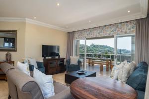 Ballito Manor View 406 - With Generator