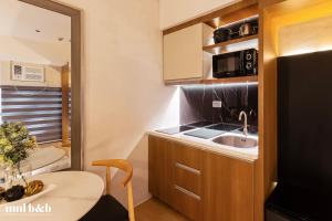 Near Venice Mall! Hotel 1BR Unit in Viceroy Residences