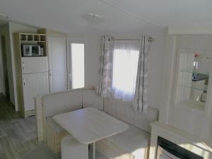 Kingfisher Ingoldmells Cypress 6 Berth Central Heated Close to site entrance