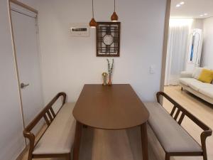 Hongik University Station 3 bedroom