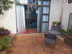 Cozy Studio Next to the Vlei and Nature Reserve