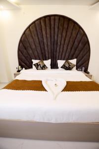 Hotel R.Raghavam