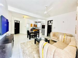 Spacious Sea Breeze Apartment