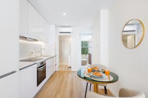 Studio Glow I 111 Collection