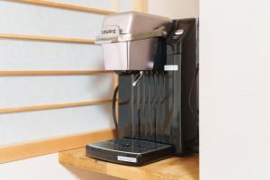 Just a short walk 心斎橋 Glico Sign 1min 道頓堀30-second 黒門市場 難波駅 Dotonbori Guesthouse 松の阁