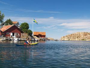 Seafront Holiday Home by Gullmarsfjord