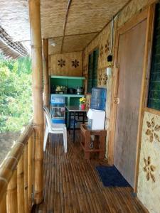 Hilltop seaview chalet, with AC, private bathroom, kitchen & balcony