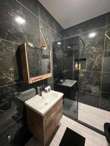 Adas Apartments Delijorgji