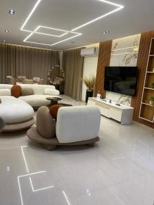 شقق مدينتي الفخمه