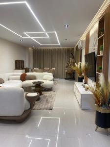 شقق مدينتي الفخمه