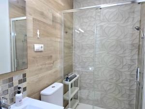 The Rio Losa Pearl Apartment One bedroom, city center BY NAMASTE ELITE