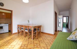 2 Bedroom Amazing Apartment In Casal Velino