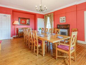 Wintonhill Farmhouse - Uk50381