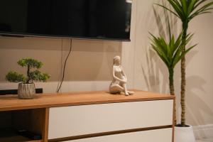 Secure and modern private flat Houghton Estate